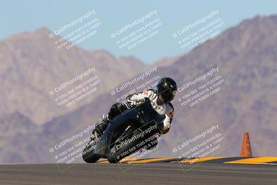 media/Oct-09-2022-SoCal Trackdays (Sun) [[95640aeeb6]]/Turn 9 (1pm)/